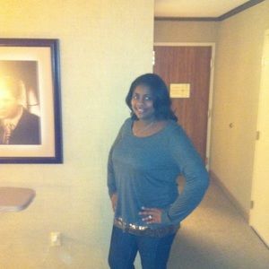 Meet your Posher, Crystal